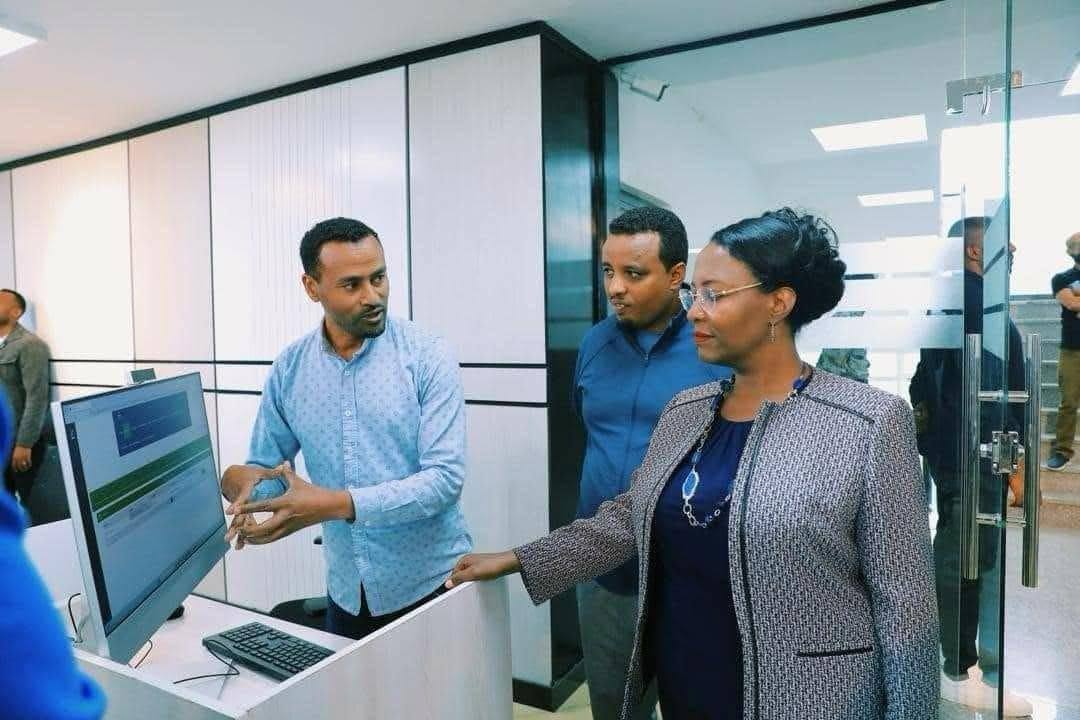 Read more about the article ተቋማት የስራ አፈጻጸምና የአገልግሎት አሰጣጥ መሻሻሎችን ማሳየት ጀምረዋል – ከንቲባ አዳነች አቤቤ