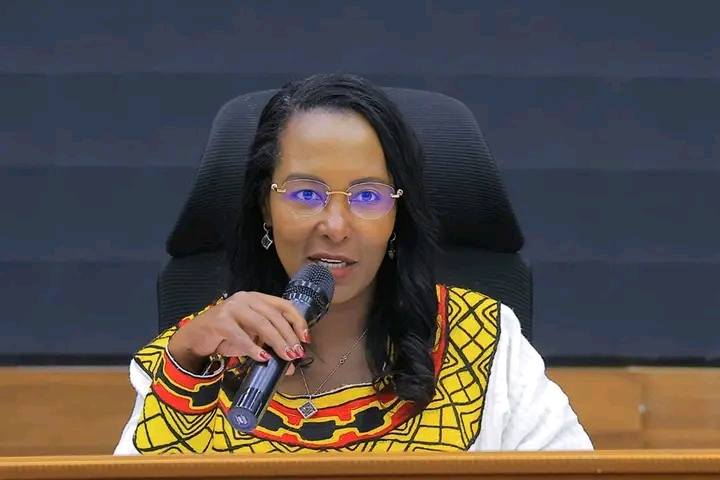 Read more about the article በፓርቲው አቅጣጫዎች መሰረት ለህዝብ ጥያቄዎች ምላሽ ለመስጠት በትኩረት ይሠራል – ከንቲባ አዳነች አቤቤ