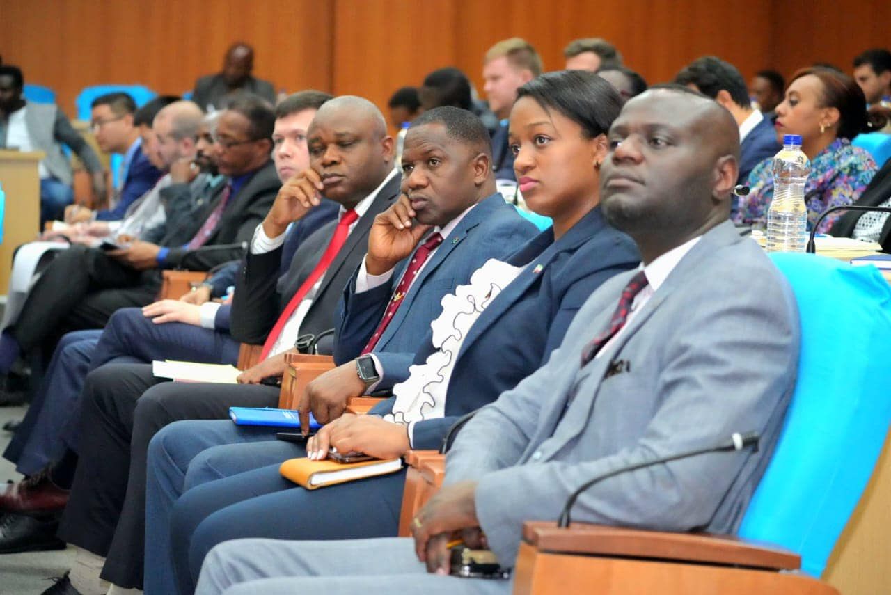 Read more about the article ከዲፕሎማቲክ ማኀበረሰቡ ጋር በትብብር ለመሥራት መግባባት ላይ ተደርሷል- ቢቂላ ሁሪሳ (ዶ/ር)