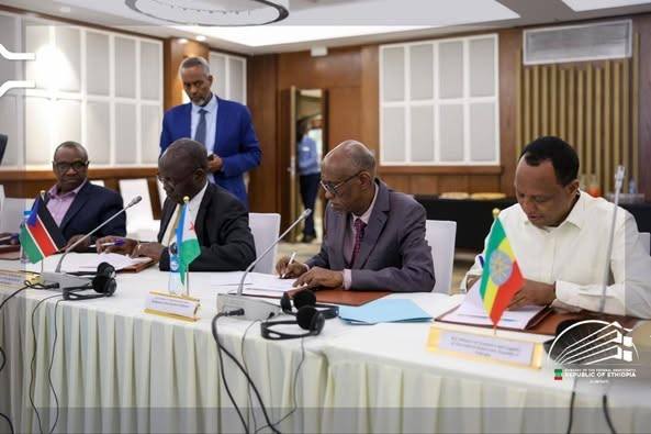 Read more about the article የጋራ ኮሪደር አስተዳደር ባለስልጣን መቋቋሙ በአፍሪካ ቀንድ እና በምስራቅ አፍሪካ ቀጣናዊ የንግድ ትስስርን እና ኢኮኖሚያዊ ውህደትን ያሳድጋል- አለሙ ስሜ (ዶ/ር)