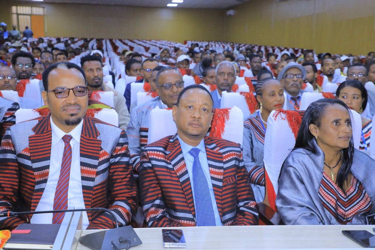 Read more about the article በማዕከላዊ ኢትዮጵያ ክልል ሆሳዕና ከተማ ሕዝባዊ ውይይት እየተካሄደ ነው