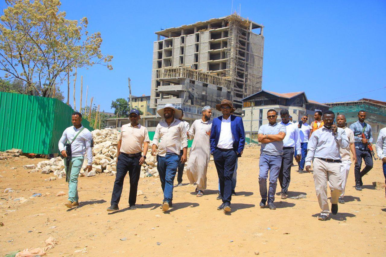 Read more about the article ርዕሰ መስተዳድር ኦርዲን በድሪ የጁገል ዙሪያ የኮሪደር እና መልሶ ልማት ስራዎችን ተመለከቱ