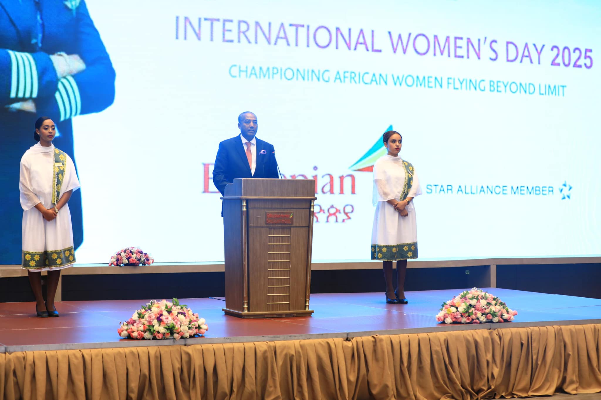 Read more about the article የኢትዮጲያ አየር መንገድ ከዛሬ ጀምሮ በሴቶች ብቻ የሚመራ በረራ በስድስት የዓለም ሀገራት ሊያደርግ ነው