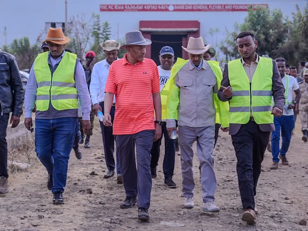Read more about the article የአማራ ክልል አምራች ኢንዱስትሪና ኢንቨስትመንት ከፍተኛ መነቃቃትን አሳይቷል- ተመስገን ጥሩነህ