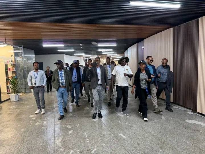 Read more about the article የመገናኛ ብዙሃንና የኪነጥበብ ባለሙያዎች በመዲናዋ እየለሙ የሚገኙ የወንዝ ዳርቻ ልማት ስራዎችን እየጎበኙ ነው