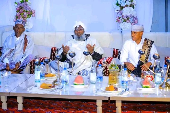 Read more about the article በሶማሌ እና አፋር ወንድም ህዝቦች መካከል ዘላቂ ሰላም ለማስፈን የተጀመረው ጥረት ይጠናከራል-የሁለቱ ክልሎች ርዕሳነ መስተዳድሮች