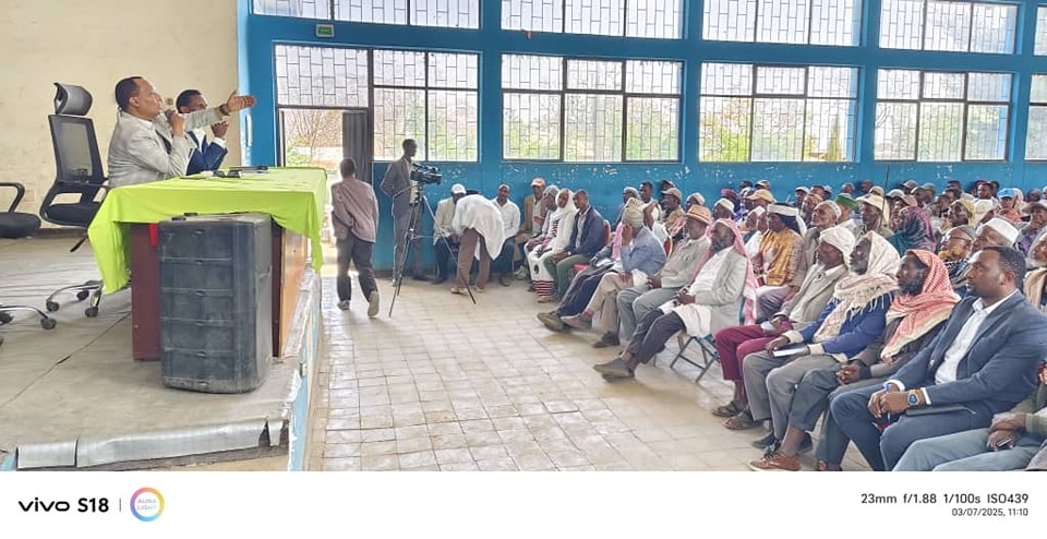 Read more about the article ህብረተሰቡ መንግስት የቀየሳቸውን የልማት ስትራተጂዎች ለማሳካት የሚያደርገውን ተሳትፎ ሊያጠናክር ይገባል- አለሙ ስሜ (ዶ/ር)
