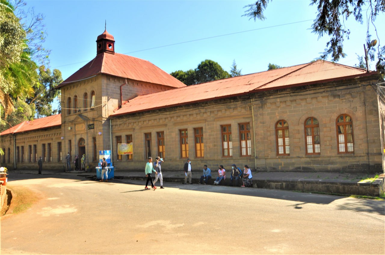 Read more about the article አንጋፋው ኮሌጅ በቀደመ ስያሜው