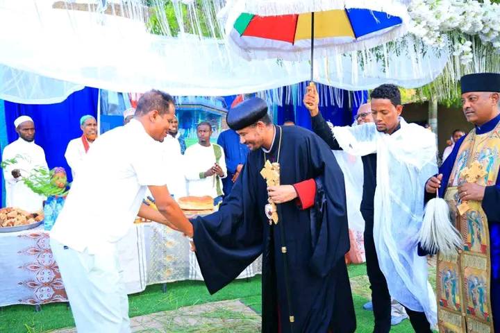 Read more about the article በድሬዳዋ የእስልምና ኃይማኖት ተከታዮች ከስግደት ለሚመለሱ ክርስቲያን ምዕመናን ማዕድ አጋሩ