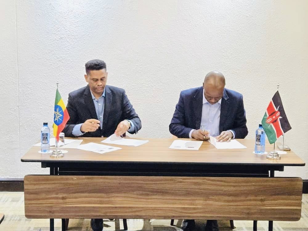 Read more about the article በትናንትና እለት የጀመርነውን የኢትዮ-ኬንያ የድንበር ላይ ንግድ ድርድር ቋጭተን ዛሬ ከኬንያ ንግድ: ኢንቨስትመንት እና ኢንዱስትሪ ሚንስትር ጋር የትግበራ ስምምነት ተፈራርመናል – ካሳሁን ጎፌ (ዶ/ር)