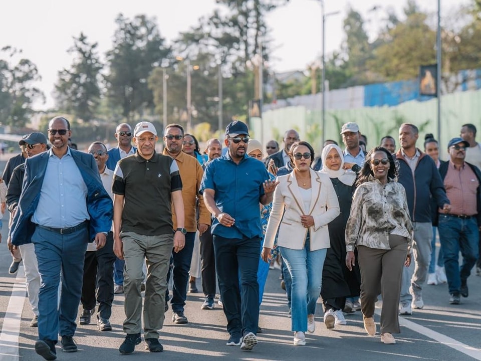 Read more about the article ጠቅላይ ሚኒስትር ዐቢይ አሕመድ (ዶ/ር) በካዛንቺስ ያለዉን የኮሪደር ልማት ክፍል በይፋ መረቁ