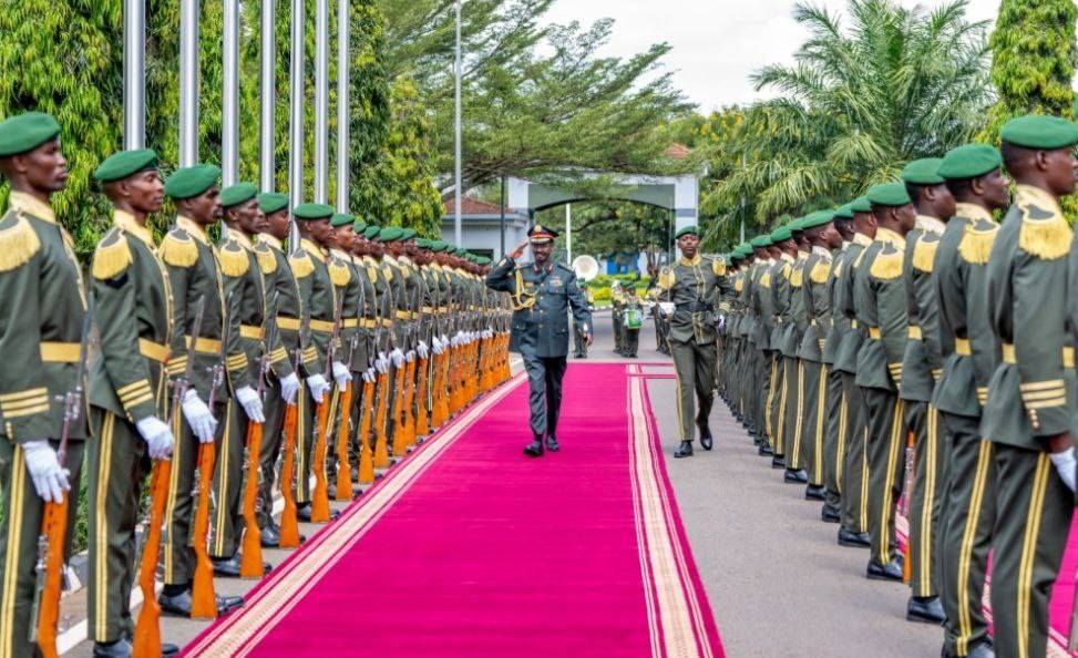 Read more about the article ፊልድ ማርሻል ብርሃኑ ጁላ በሩዋንዳ የስራ ጉብኝት እያደረጉ ነው