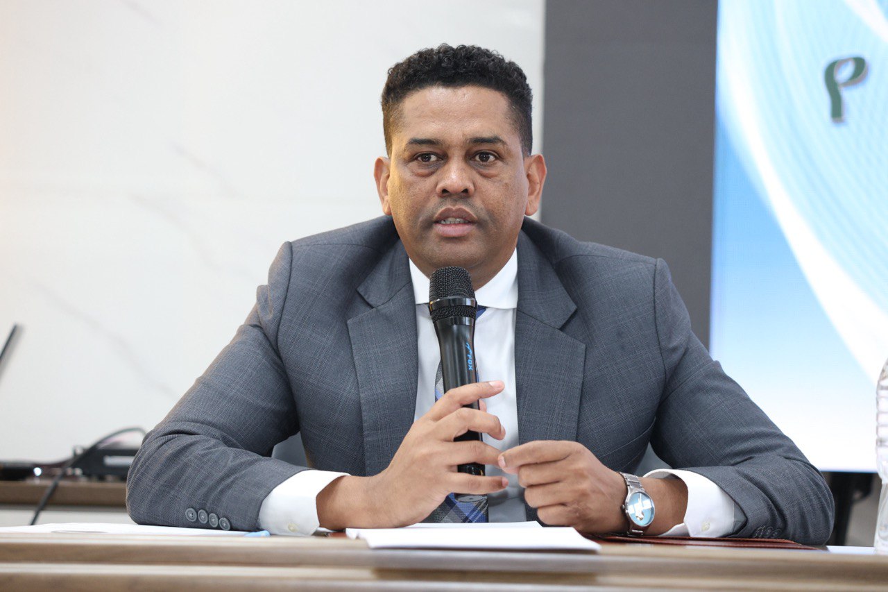Read more about the article ባለፉት 9 ወራት ከወጪ ንግድ 4 ነጥብ 5 ቢሊዮን የአሜሪካን ዶላር ገቢ ተገኝቷል፡- ካሣሁን ጎፌ (ዶ/ር)