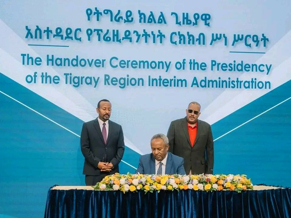 Read more about the article በቀጣዮቹ ጊዜያት የትግራይን ህዝብ የለውጥ ፍላጎት የሚያሳኩ ተግባራት ይከናወናሉ – ሌተናል ጄኔራል ታደሰ ወረደ