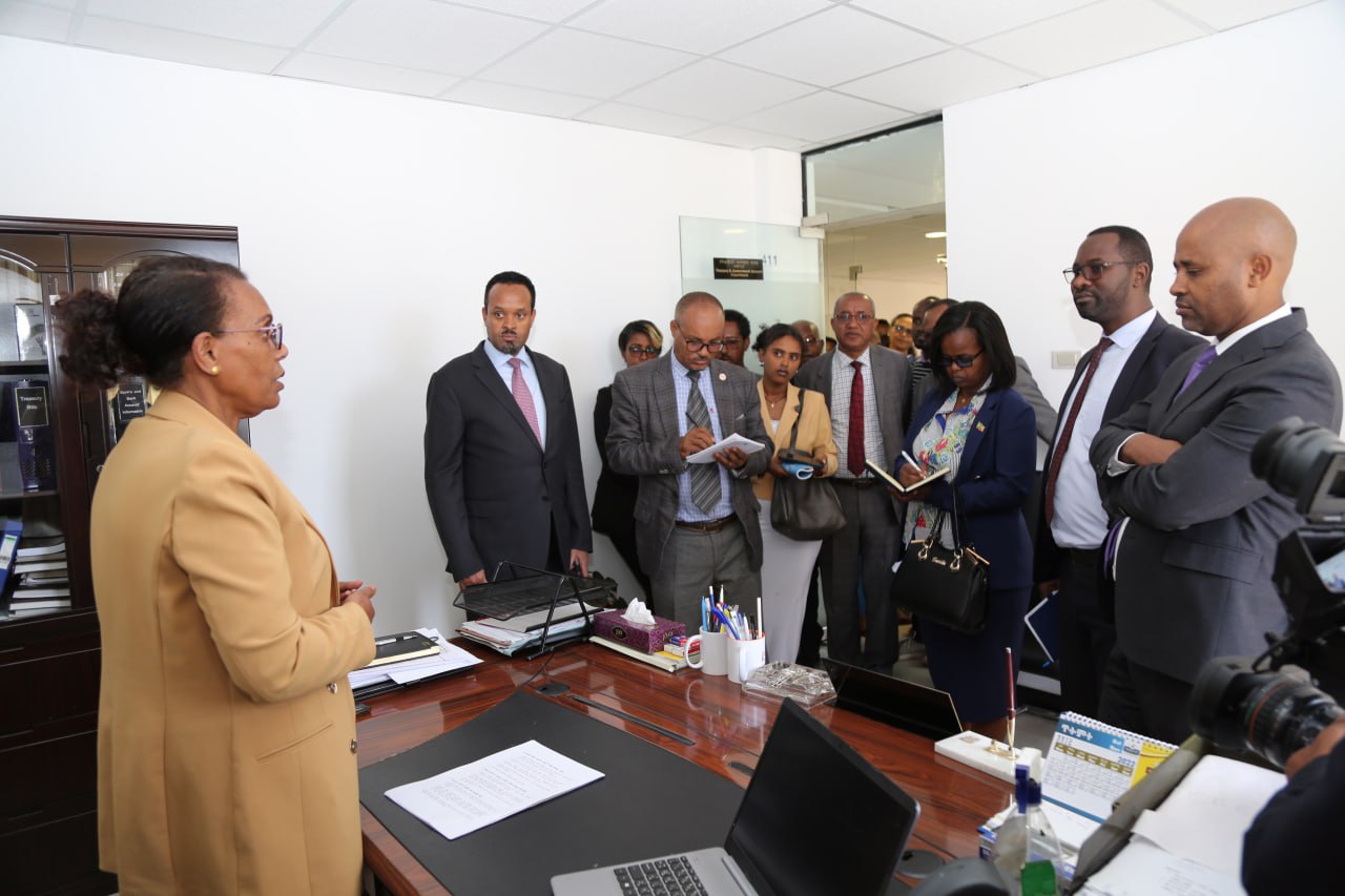 Read more about the article በማክሮ ኢኮኖሚ ሪፎርሙ ውጤታማ ተግባራት ተከናውነዋል- ሚኒስትር አሕመድ ሽዴ
