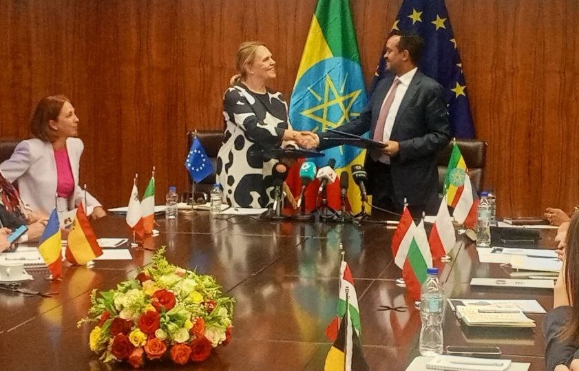 Read more about the article የአውሮፓ ህብረት በኢትዮጵያ የተጀመሩ የልማት ሥራዎችን ለመደገፍ የሚያስችል የ240 ሚሊየን ዩሮ ድጋፍ ስምምነት ተፈራረመ