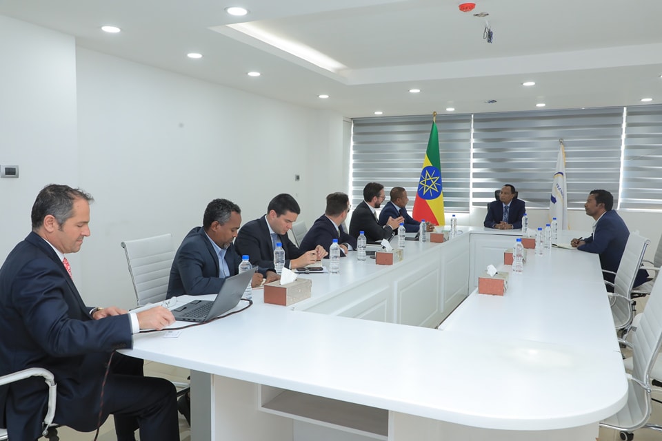 Read more about the article ኢምብሬር የተባለው የብራዚል የአውሮፕላን አምራች ኩባንያ በኢትዮጵያ በተለያዩ የአቪዬሽን ዘርፎች መሰማራት እንደሚፈልግ ገለፀ