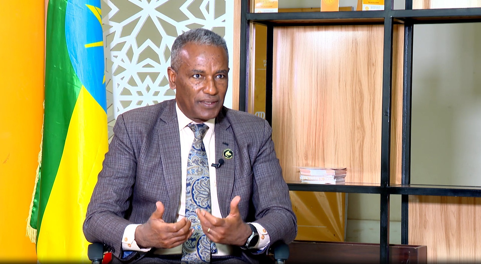 Read more about the article የአጀንዳ ማሰባሰብ የምክክር ሂደቱ በሁሉም አካባቢዎች በተሳካ መልኩ እየተካሄደ ነው – ዮናስ አዳዬ (ዶ/ር)