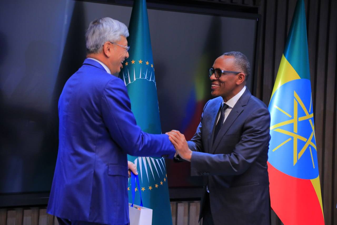 Read more about the article ከአዲስ አበባ የሚመነጩ ቆሻሻዎችን ወደ ታዳሽ ሀይል ለመቀየር የሚያስችል የውል ስምምነት ተፈረመ