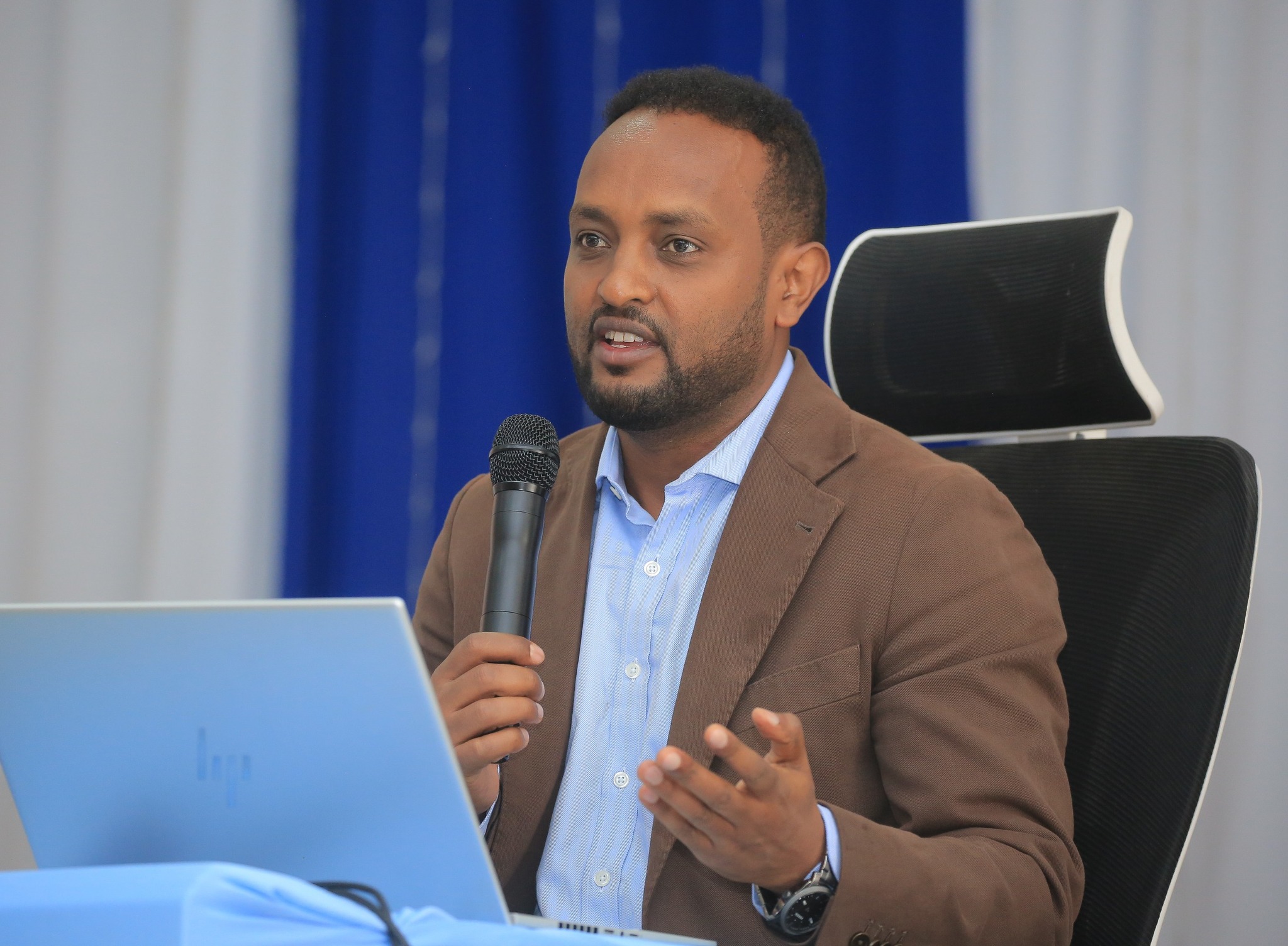 Read more about the article የተሳሳቱ መረጃዎችን መታገል ሃገር ወዳድ ከሆነው የሚዲያ ባለሙያ እንደሚጠበቅ ተገለፀ
