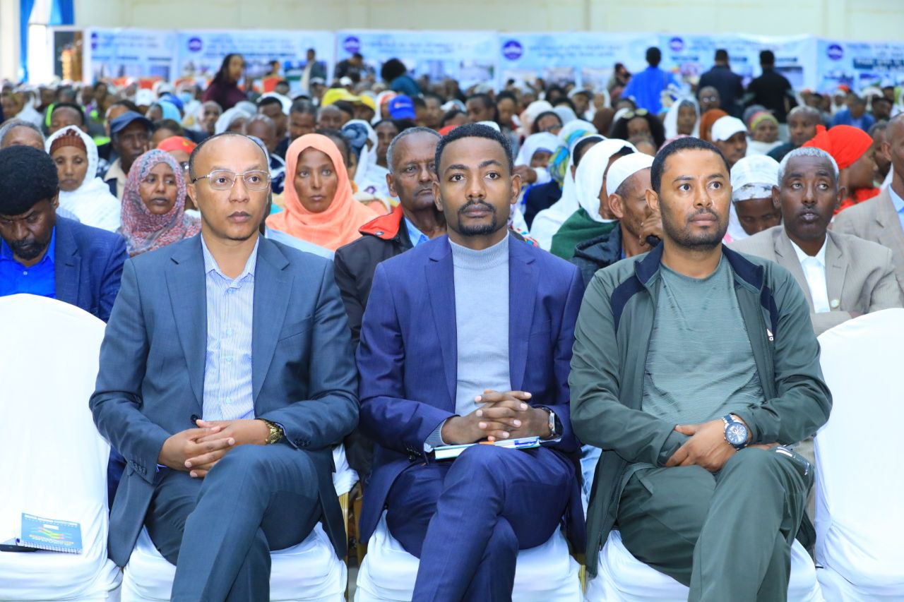 Read more about the article በሁለንተናዊ መልኩ የበለፀገች ሀገር ለመገንባት በሚደረገው ጥረት ውስጥ የሲቪል ማህበራት ሚና ወሳኝ መሆኑ ተመላከተ