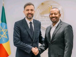 Read more about the article ጠቅላይ ሚኒስትር ዐቢይ አሕመድ የአለምአቀፍ የግብርና ልማት ፈንድ ፕሬዝዳንት አልቫሮ ላሪዮንን ተቀበሉ