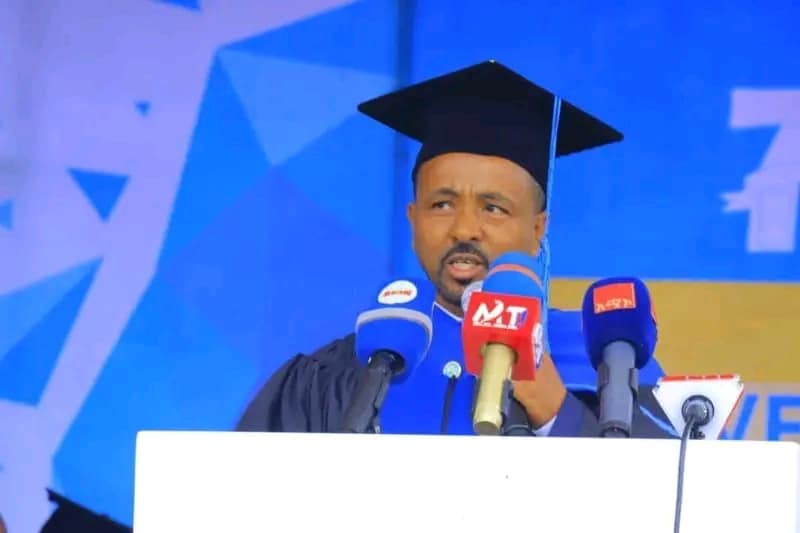 You are currently viewing የጎንደር ዩኒቨርስቲ በተለያዩ የትምህርት መስኮች ያሰለጠናቸውን ከ 2 ሺ 500 በላይ ተማሪዎች አስመረቀ