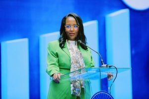 Read more about the article ከተማ አስተዳደሩ የ2017 በጀት ዓመት እቅድ አፈፃፀም ግምገማ እና የ2018 በጀት ዓመት እቅድ ውይይት ማካሄድ መጀመሩን ከንቲባ አዳነች አቤቤ ገለጹ