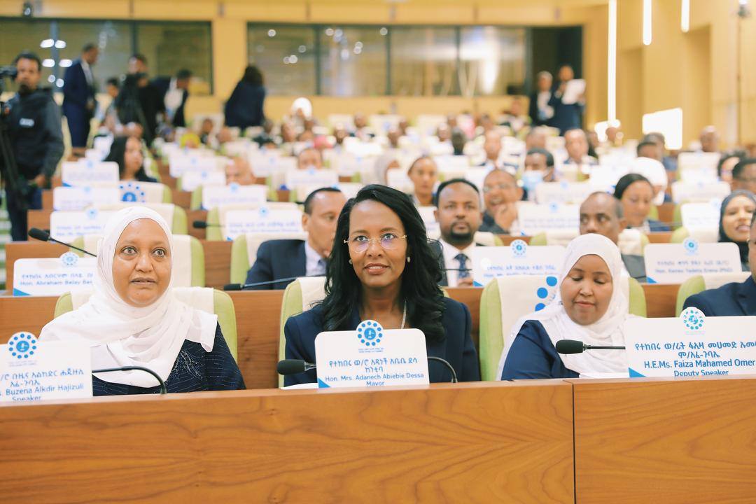 You are currently viewing የኑሮ ውድነትን ለማቃለል የተሰራው ስራ ውጤት ማምጣቱን ከንቲባ አዳነች አቤቤ ገለጹ