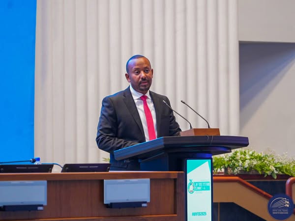 You are currently viewing ኢትዮጵያ የምግብ ሉዓላዊነትን ለማረጋገጥ ዘርፈ ብዙ ተግባራት ማከናወኗን የኢፌዴሪ ጠቅላይ ሚኒስትር ዐቢይ አህመድ (ዶ/ር) ገለፁ