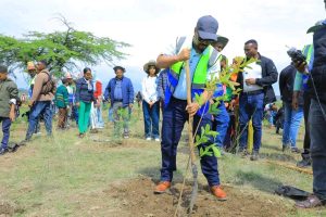 Read more about the article ኢትዮጲያ በ2023 በአፍሪካ ደረጃ የብልፅግና ተምሳሌት ተብላ እንድትጠራ የሚያደርጉ ሥራዎች እየተሰሩ መሆኑን እንዳሻው ጣሰው (ዶ/ር) ተናገሩ