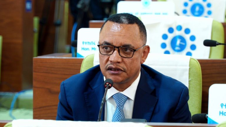 ከህብረተሰቡና ከተለያዩ የጸጥታና ደህንነት ተቋማት ጋር በተሰራው ቅንጅታዊ ስራ በመዲናዋ የወንጀል ምጣኔ እየቀነሰ መምጣቱ ተገለጸ