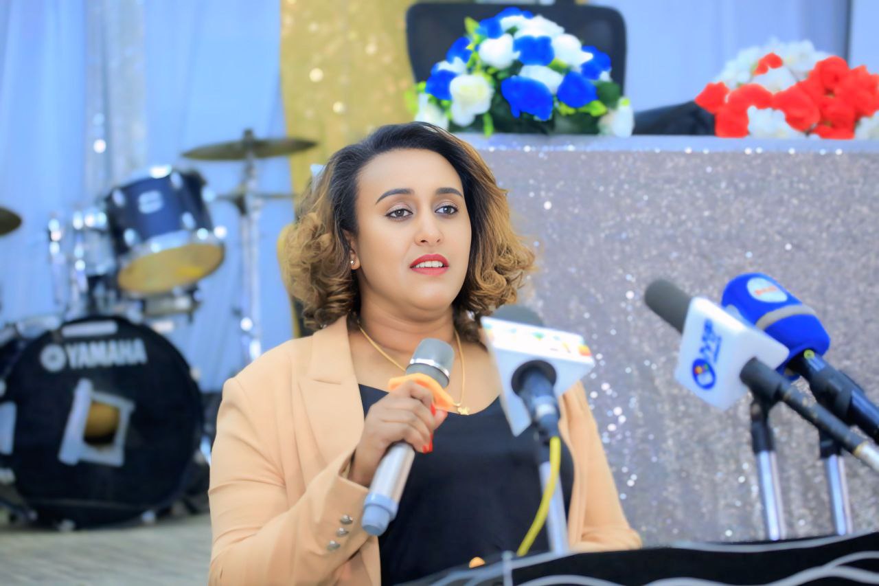 You are currently viewing በቴክኖሎጂ የተደገፈ አሰራርን በመዘርጋት ቀልጣፋ አገልግሎት ለመስጠት እየተሰራ መሆኑን ወ/ሮ ሊዲያ ግርማ ገለጹ