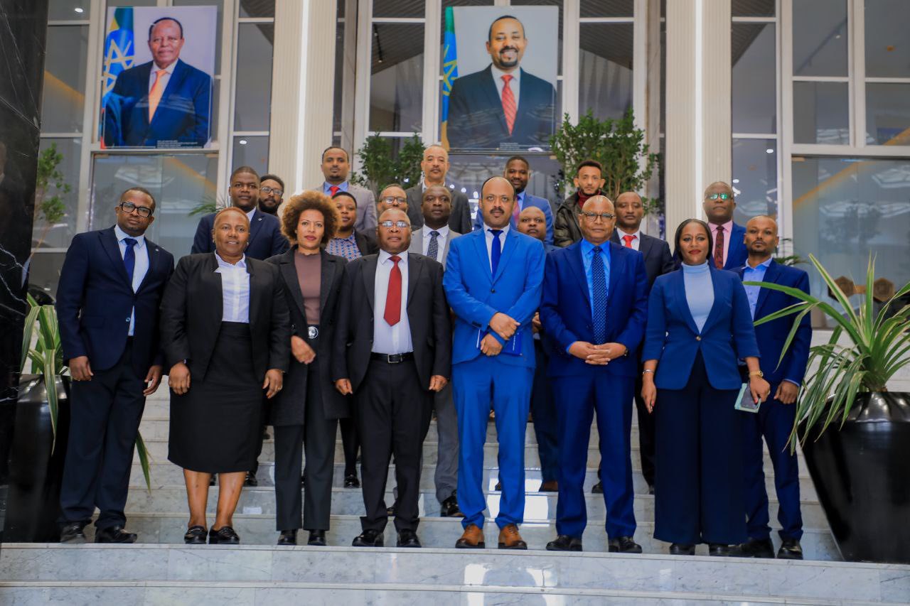 You are currently viewing የዝምባቡዌ መንግስት የፋይናንስ ሚኒስቴር ልዑካን ቡድን በአዲስ አበባ ከተማ በመገኘት የልምድ ልውውጥ አደረገ