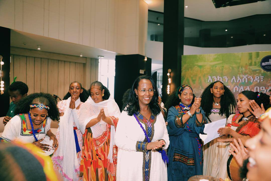 You are currently viewing ከንቲባ አዳነች አቤቤ ለአሸንዳ ፣ አሸንድዬ፣ ሻደይ እና ሶለል በዓላት የእንኳን አደረሳችሁ መልዕክት አስተላለፉ