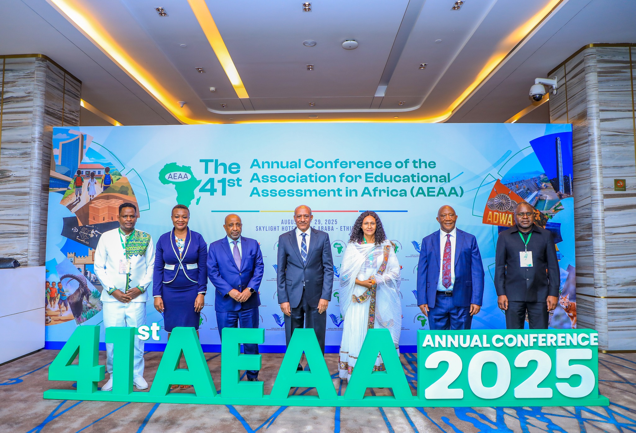 You are currently viewing ትምህርት የአፍሪካን የለውጥና የመነሳት ጉዞ እንዲመራ ለአንድ ዓላማ በጋራ መስራት እንደሚገባ ተመስገን ጥሩነህ አስገነዘቡ