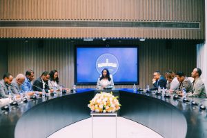 Read more about the article ከንቲባ አዳነች አቤቤ የእግር ኳስ ስፖርትን ይበልጡን ማጠናከር በሚቻልባቸዉ አግባቦች ላይ ፍሬያማ ውይይት አካሄዱ