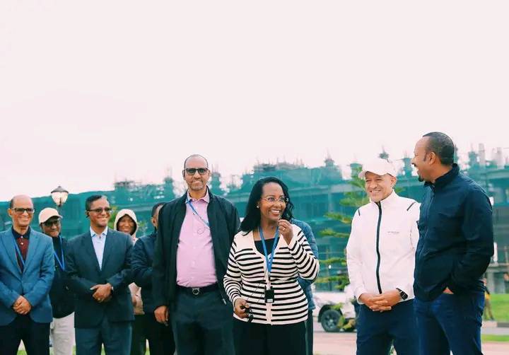 You are currently viewing ከንቲባ አዳነች አቤቤ ከአዲስ ኢንተርናሽናል ኮንቬንሽን -ጎሮ-ቦሌ አየር መንገድ ቪአይፒ ተርሚናል ያለዉ የኮሪደር ልማት ተጠናቆ ለአገልግሎት ክፍት መደረጉን ገለጹ
