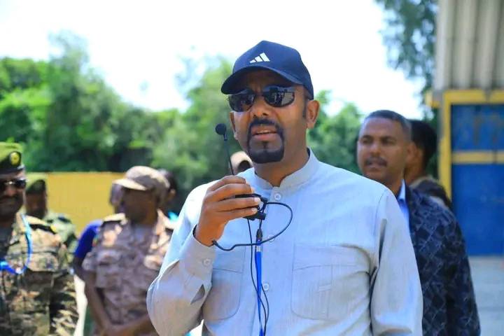 You are currently viewing “የኢትዮጵያ አየር ሃይል ቴክኖሎጂያዊ አቅሙን ያለማቋረጥ እያሳደገ መሆኑ የሚያኮራ ነው ሲሉ ጠቅላይ ሚኒስትር ዐቢይ አህመድ (ዶ/ር) ተናገሩ