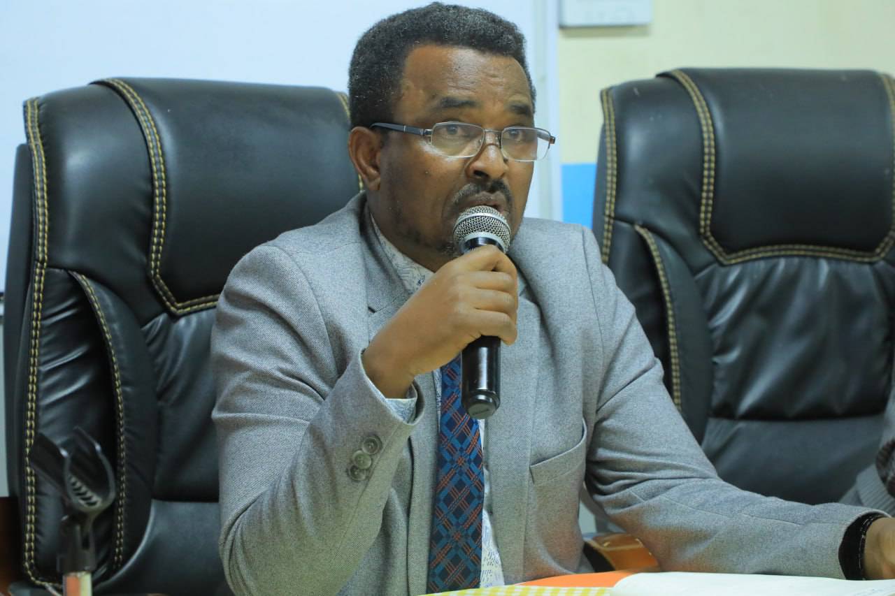 You are currently viewing የተቋሙን ሀገራዊ እና ዓለም አቀፋዊ ተወዳዳሪነት ለማሳደግ በጋራ መስራት እንደሚጠይቅ የኢትዮጵያ ሥራ አመራር ኢንስቲትዩት ገለፀ