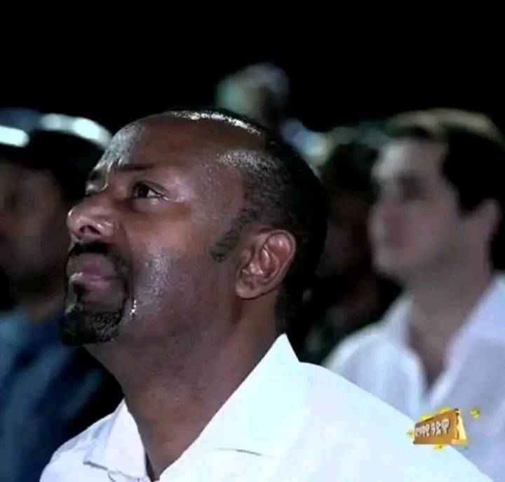 You are currently viewing ከንቲባ አዳነች አቤቤ ጠቅላይ ሚኒስትር ዐቢይ አህመድ (ዶ/ር) በህዳሴ ግድብ ግንባታ ላይ ላሳዩት ቆራጥ አመራር ሰጪነት ያላቸዉን ክብር ገለጹ