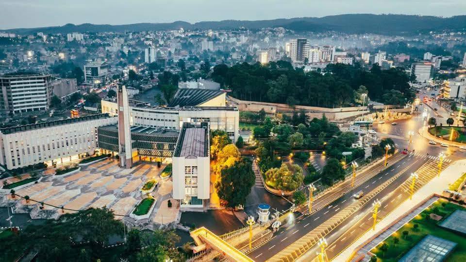 You are currently viewing አዲስ አበባን ለመኖር ምቹና አካታች ልማት ያላት ከተማ የማድረጉ ሥራ ተጠናክሮ እንደሚቀጥል ከንቲባ አዳነች አቤቤ ገለፁ