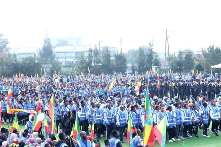 በመዲናዋ አዲስ ምልምል የሰላም ሰራዊት አባላት እየተመረቁ ይገኛሉ