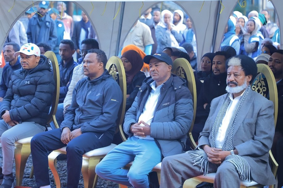 You are currently viewing የከተማዋን ፅዳትና ውበት በዘላቂነት በማስጠበቅ ምቹ የመማር ማስተማር አካባቢን መፍጠር የሚያስችል ሥራ እየተሠራ መሆኑ ተገለፀ