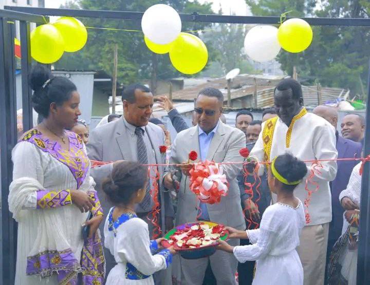 You are currently viewing አዲስ አበባ ከተማን የማዘመን እና ለነዋሪዎች ዘመናዊ አኗኗርን እዉን የማድረጉ ስራ በቀጣይም ተጠናክሮ እንደሚቀጥል አቶ ጃንጥራር አባይ ገለፁ