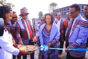 Read more about the article የሀዲያ የዘመን መለወጫ እና የአዲስ ዘመን ብስራት የሆነው “ያሆዴ”ን በማስመልከት የተዘጋጀ የባህልና ቱሪዝም የፎቶ ኤግዚቢሽን በሆሳዕና ከተማ ተከፈተ