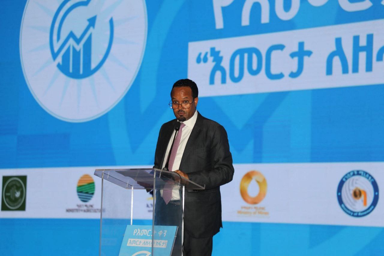 You are currently viewing በሀገሪቱ በየዘርፋ የተመዘገበው ለውጥ ኢትዮጵያ በቀጣይ የምትደርስበትን ከፍታ የሚያመላክት መሆኑ ተገለፀ