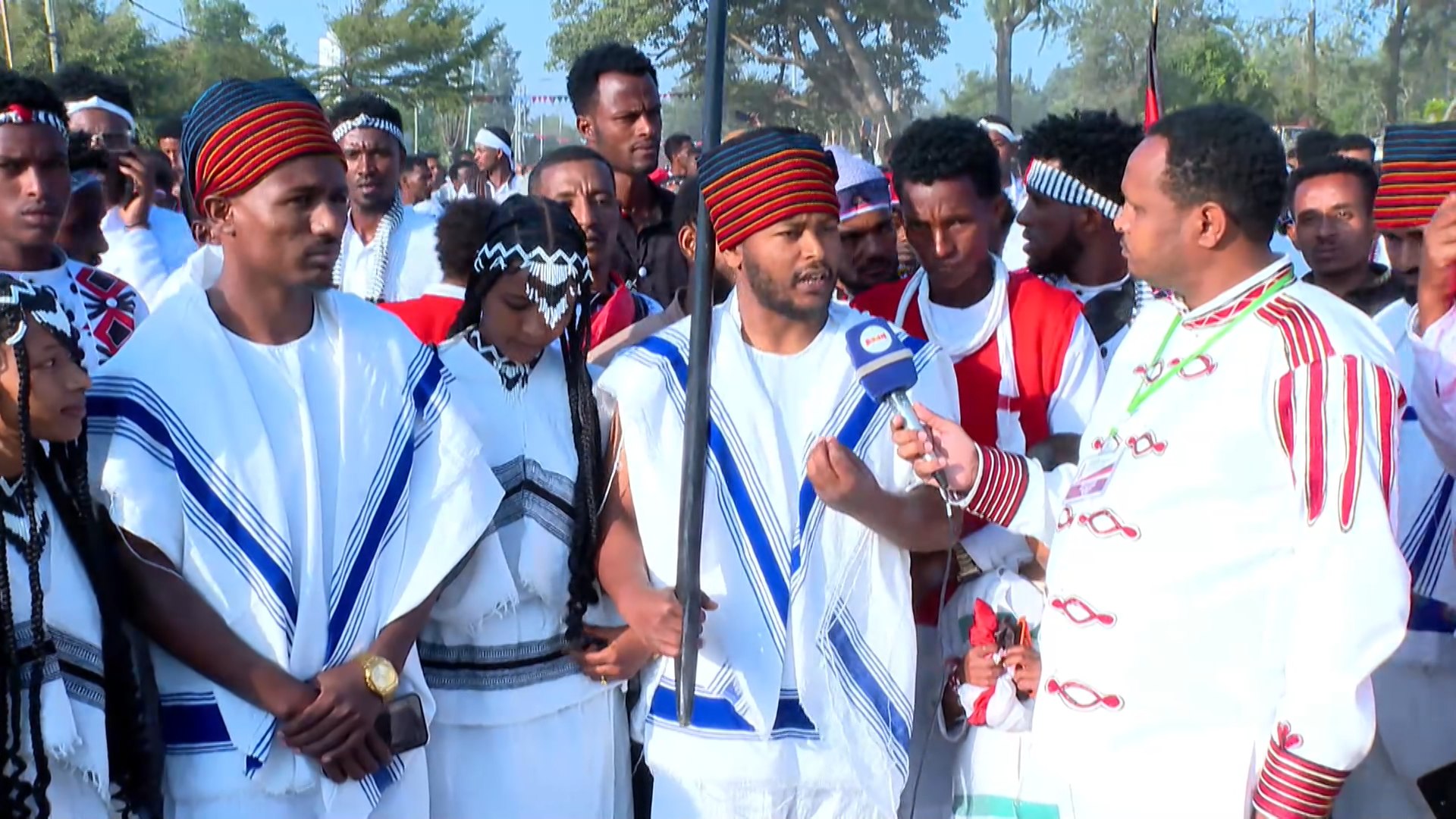 You are currently viewing የኢሬቻ በዓል ባህላዊ ትውፊቱን ጠብቆ መከበሩ ሃገራዊ ማንሰራራትን ከማረጋገጥ ረገድ ትልቅ ድርሻ እንዳለዉ የበዓሉ ታዳሚዎች ተናገሩ