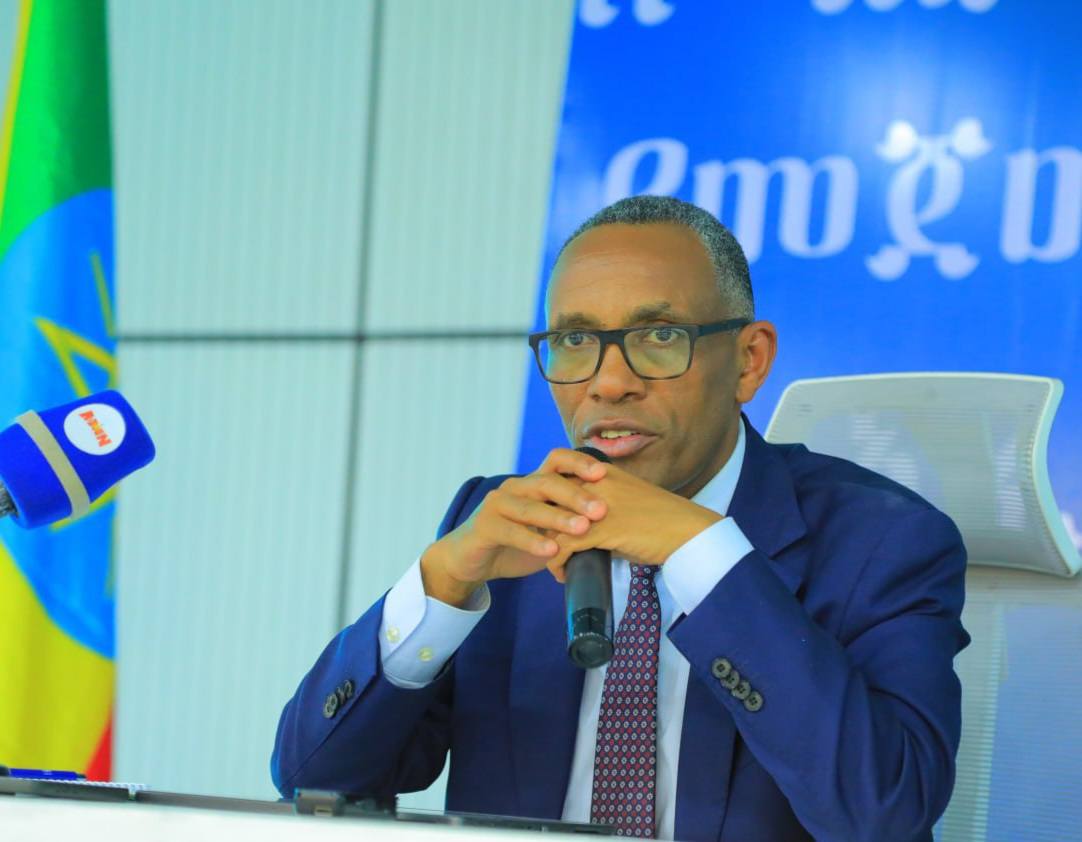 You are currently viewing በአዲስ አበባ ከተማ የአገልግሎት አሰጠጥን ለማዘመንና በቴክኖሎጂ የታገዘ አገልግሎት ለመሥጠት የሚያስችል አቅም ለመፍጠር እየተሰራ መሆኑ ተገለጸ