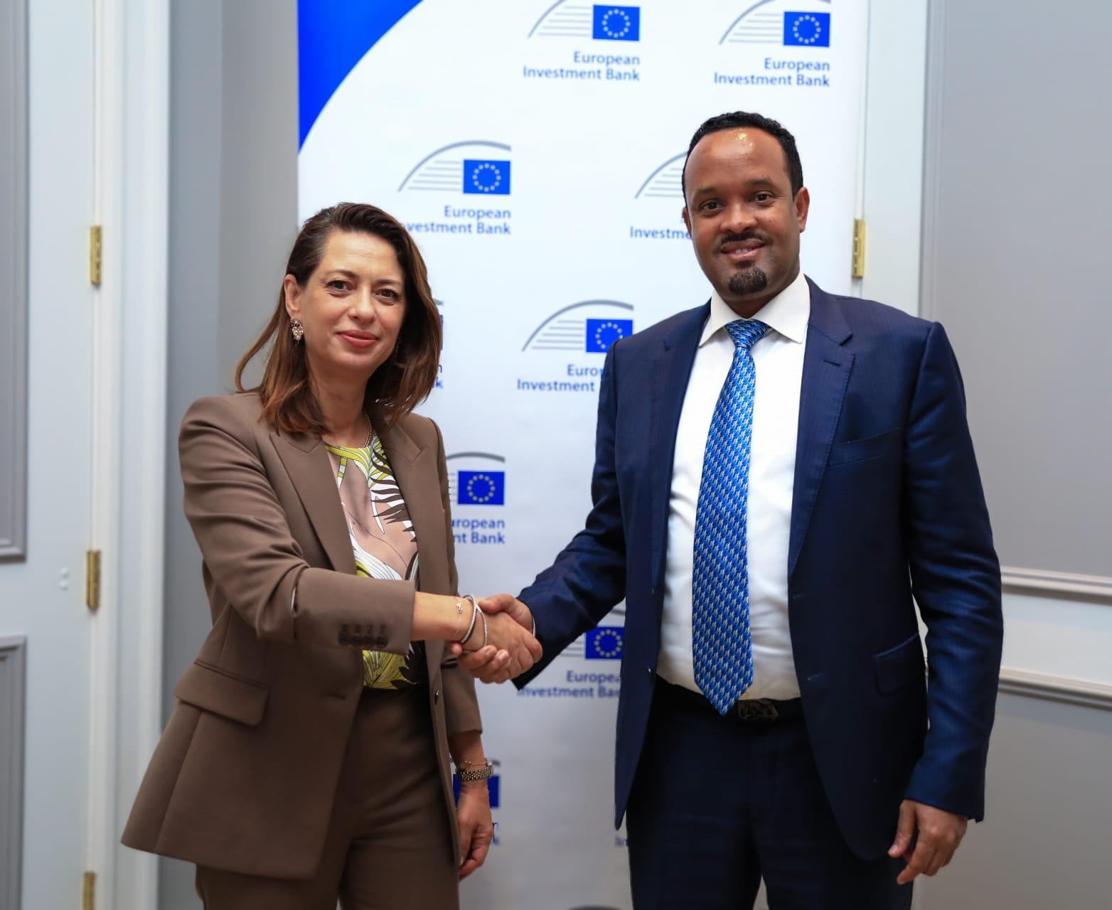 You are currently viewing የአውሮፓ ኢንቨስትመንት ባንክ ለገጠር ፋይናንስ አቅርቦት ማሻሻያ ፕሮግራም የ110 ሚሊዮን ዶላር ድጋፍ ለማድረግ ቃል ገባ